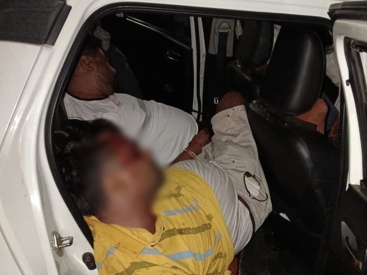 सड़क हादसे में भिलाई के रहने वाले दो दोस्तों की मौत हो गई। - Dainik Bhaskar