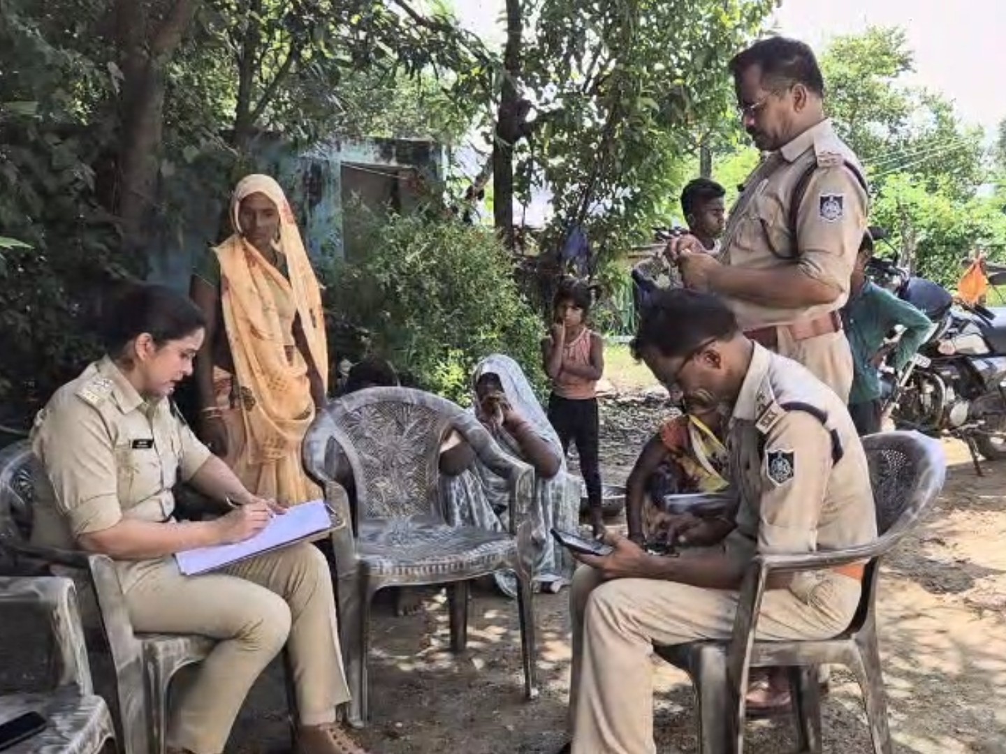 एसडीओपी प्रिया सिंधी मौके पर पहुंच कर मामले की जांच कर रही है।
