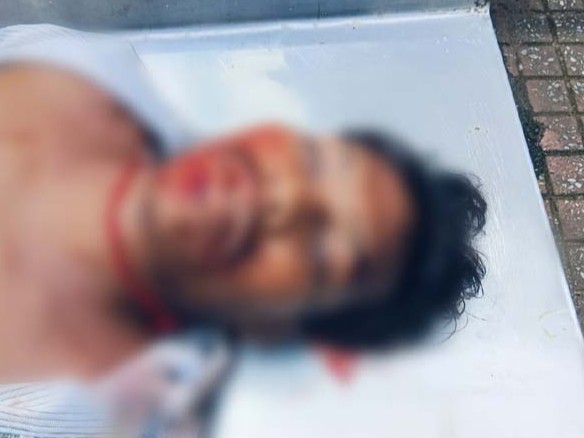 समीर बैरागी बाइक के पीछे बैठा था। - Dainik Bhaskar