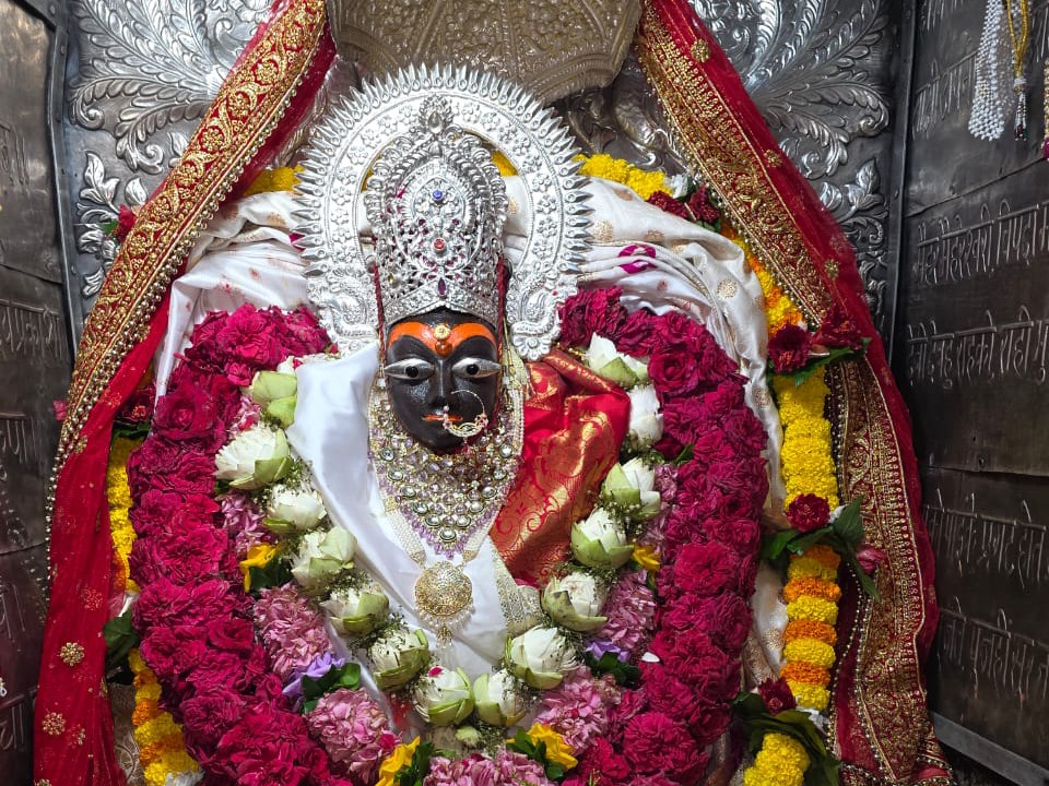 Darshan at Maa Sharda Temple in Maihar for Rs 1100