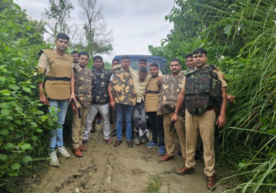 A smuggler named Rahim was injured by a bullet in an encounter.