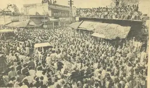 কিং বহু লোককে হত্যার পরে আইটেমগুলি অনিয়ন্ত্রিত ছিল। হাজার হাজার মানুষ তাকে চূড়ান্ত একটি দিতে এসেছিল। (ফাইল ফটো)