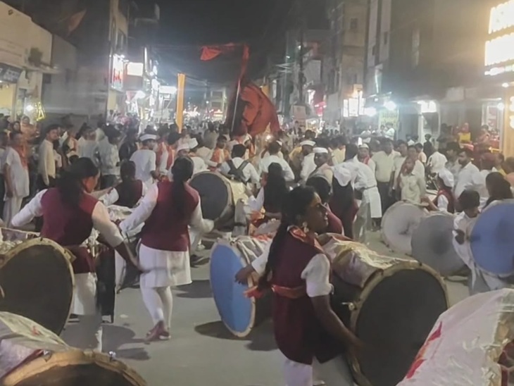 धमाल पार्टी ने किया कला का प्रदर्शन