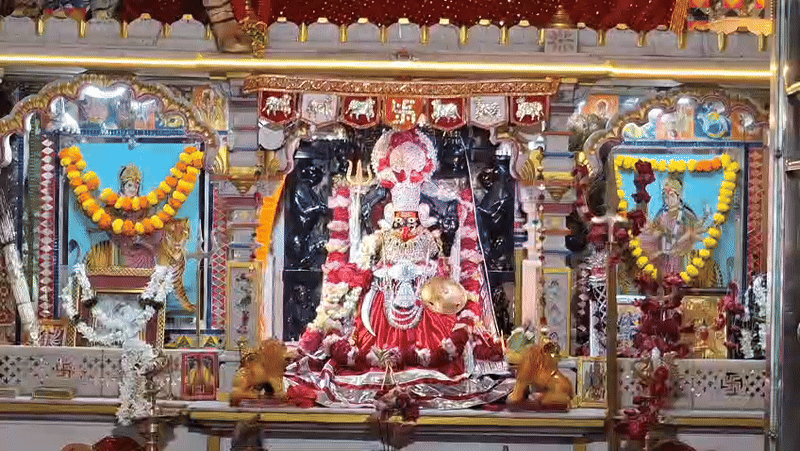 Navratri 2025 Photos Updates; Udaipur Temple| Kalka Mata, Bedla Mata, Idana Mata  udaipur | कालका माता मंदिर में संतान प्राप्ति की इच्छा पूरी होती: शारदीय  नवरात्र पर मंदिरों में ...