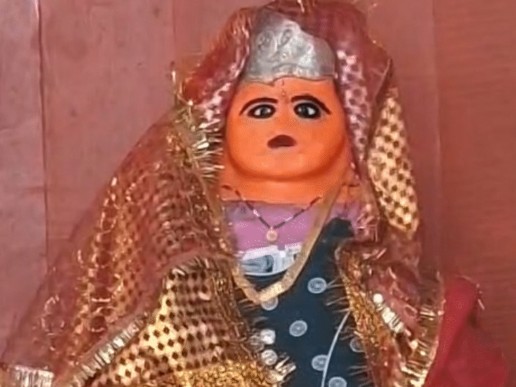 माता कामेश्वरी शक्तिपीठ को लोग जीजीबाई माता मंदिर के नाम से जानते हैं।