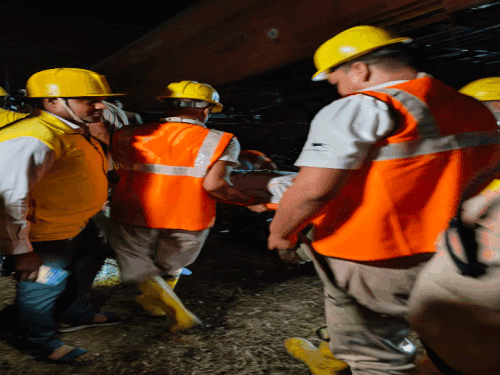 कोटा रेलवे स्टेशन अलार्म बजते ही अधिकारी हरकत में आए।