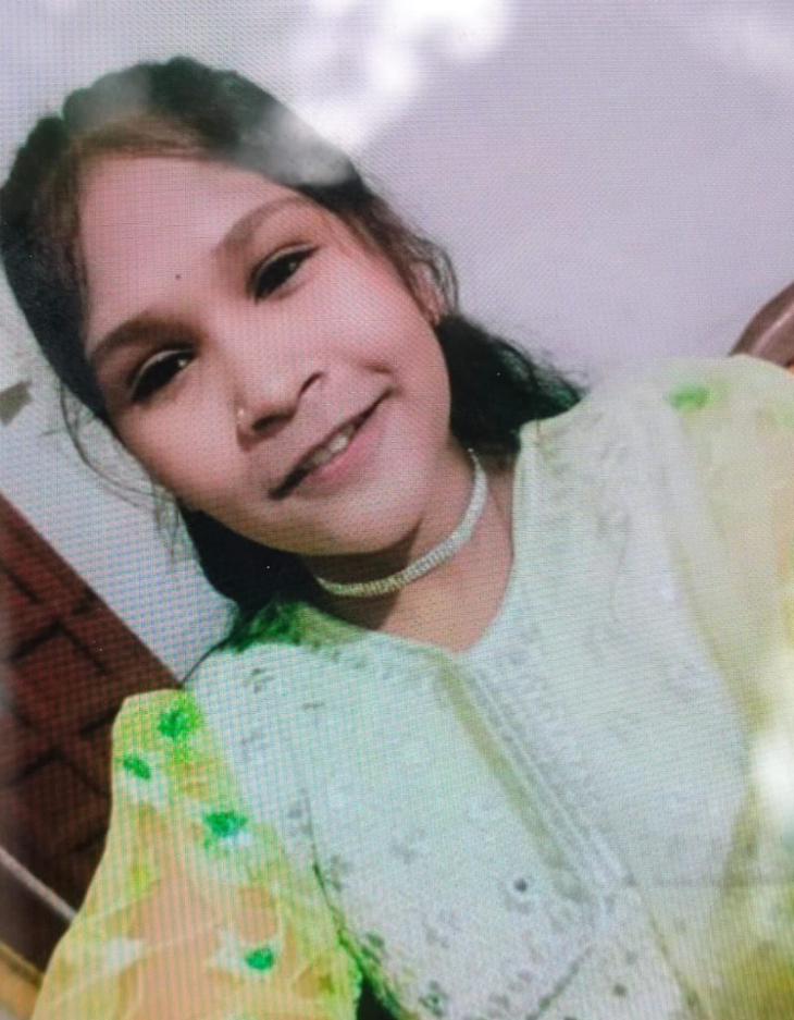 ये तस्वीर मृतक छात्रा पूनम रजक की है, जो छात्र की प्रताड़ना से परेशान होकर आत्महत्या कर ली।
