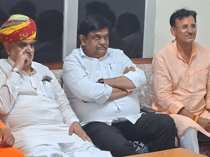 प्रेस कॉन्फ्रेंस में मंत्री झाबर सिंह खर्रा के अलावा वन मंत्री संजय शर्मा भी मौजूद रहे।