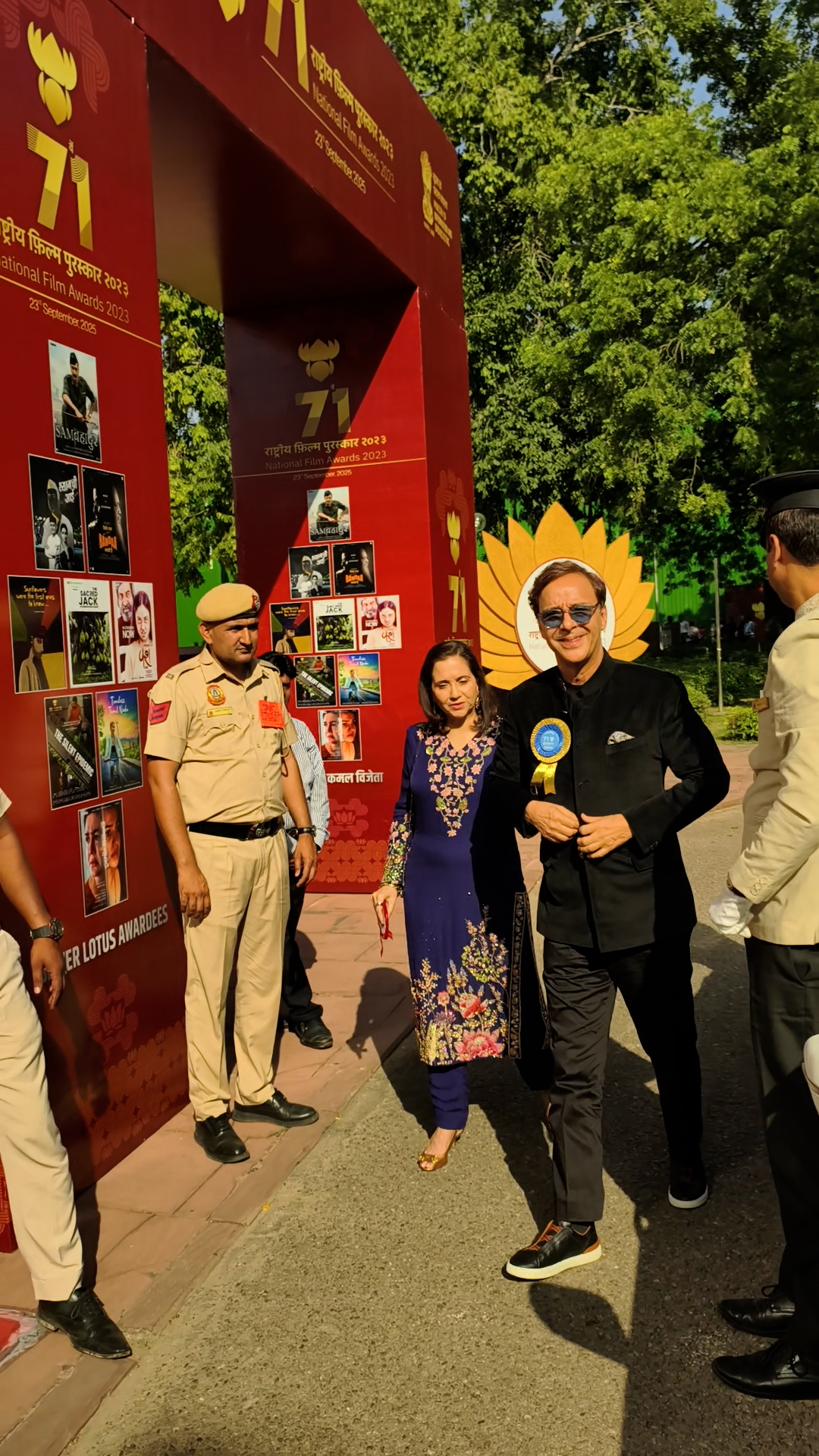 पत्नी अनुपमा चोपड़ा के साथ विधु विनोद चोपड़ा।