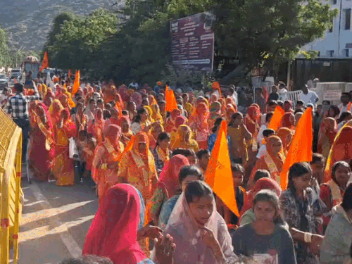 मेजर दलपतसिंह देवली के बलिदान दिवस पर निकली रैली में महिलाओं ने लिया भाग