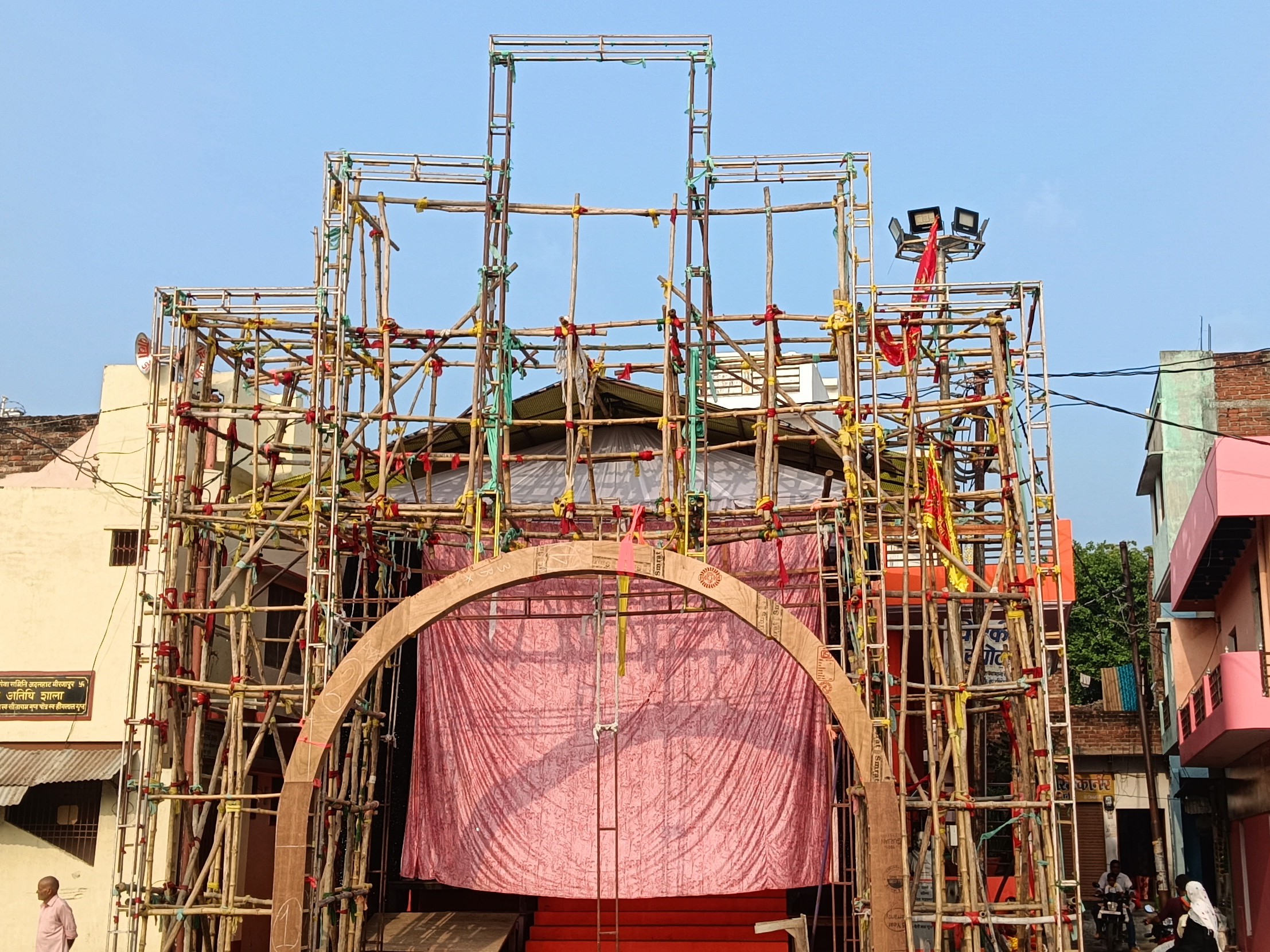 Preparations for Durga Puja at Gandhi Park, Adalhat | गांधी पार्क ...