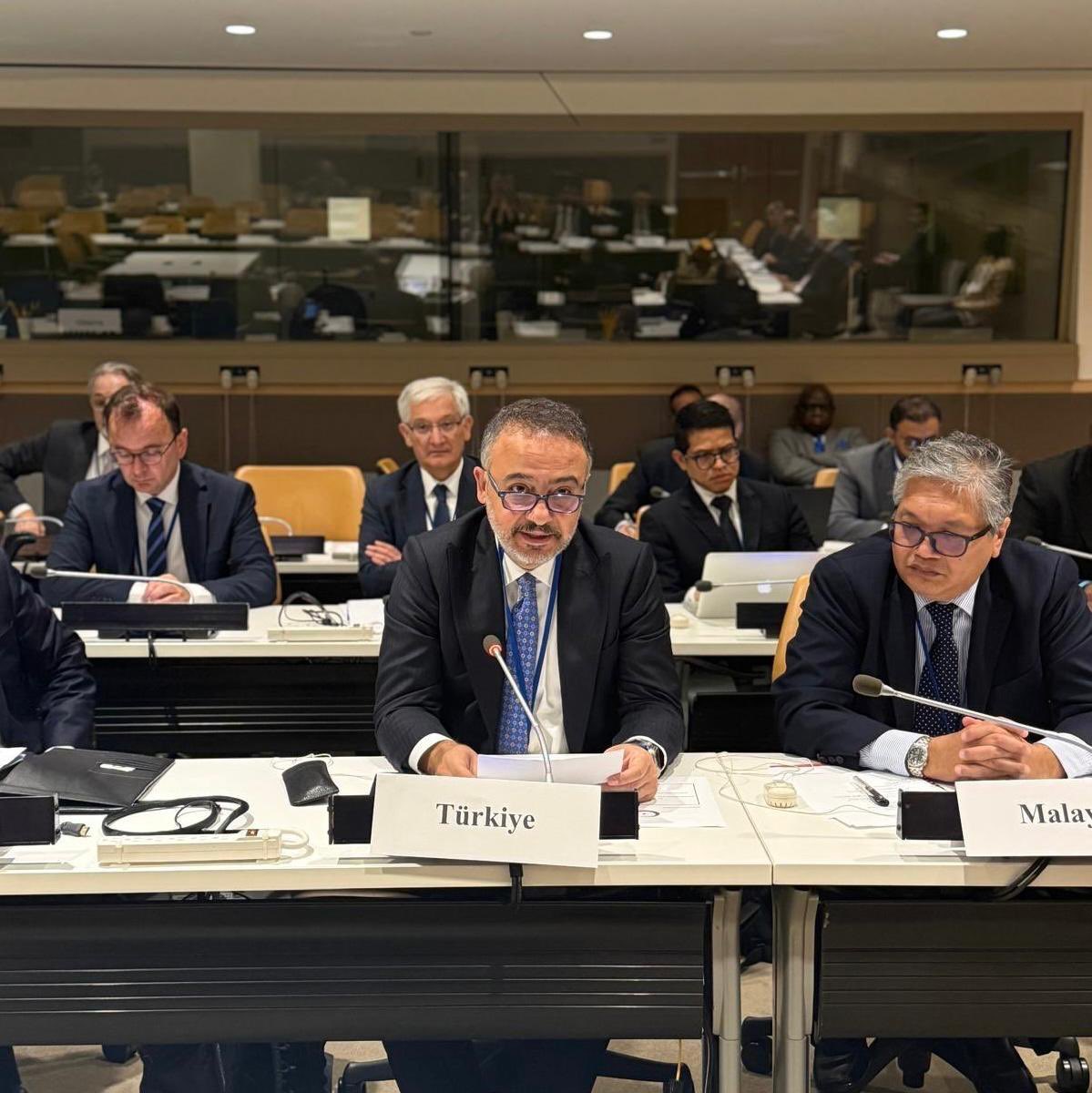 न्यूयॉर्क में 23 सितंबर को इस्लामिक सहयोग संगठन (OIC) ने बैठक की।