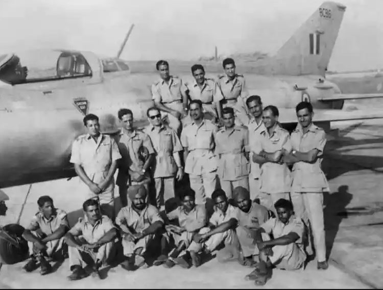 फोटो 1963 की है, जब चंडीगढ़ में मिग 21 का बेस बनाया गया था। (फाइल)