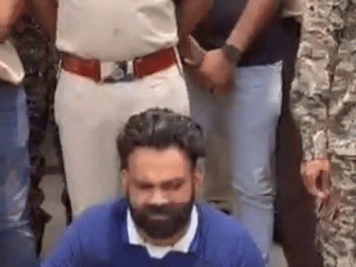 When gangster Jaggu Bhagfarpuria was arrested, there is a shot.