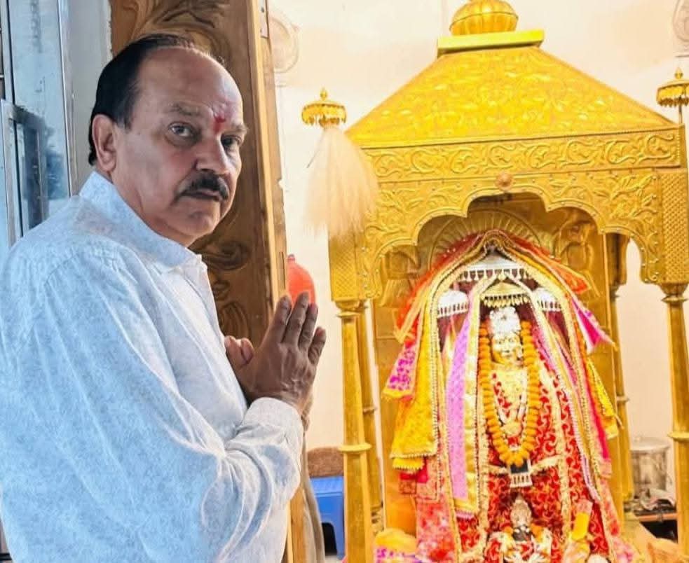 अमरेश महाजन 40 साल से रामलीला कर रहे थे। - फाइल फोटो