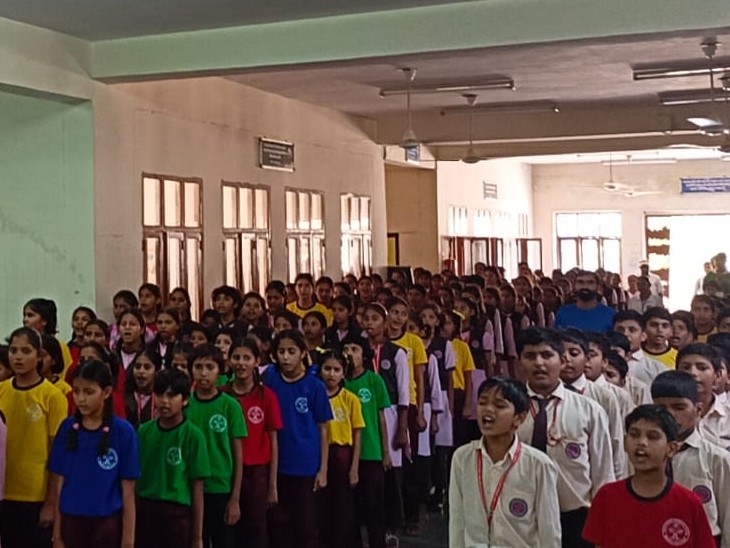 एकलव्य मॉडल आवासीय स्कूल पं. दीनदयाल उपाध्याय जयंती का आयोजन किया गया।