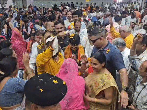 Minister Vijayvargiya was strongly welcomed in Shajapur.