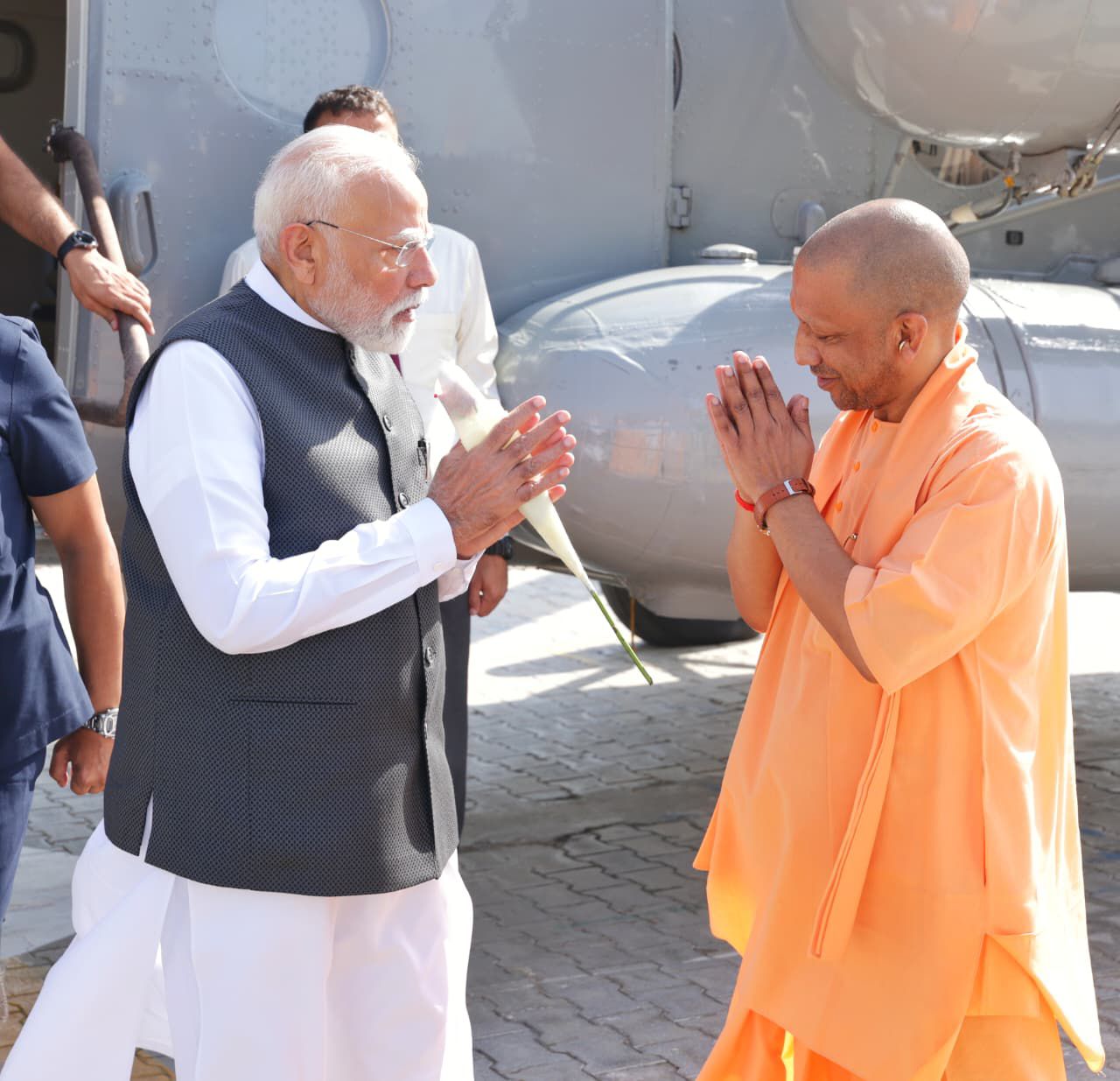 UP International Trade Show: PM Modi बोले- देश में चिप से लेकर शिप तक बनाएंगे, अब किसी पर निर्भर रहना मंजूर नहीं  
