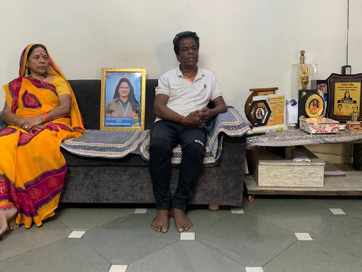 Rohini's parents have accused Chandrashekhar of pressurizing the daughter to marry.