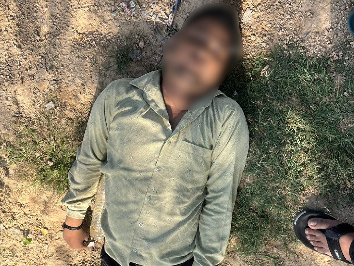 मालपुरा गेट थाना पुलिस को मुहाना मोड़ वाली पुलिया के पास रेलवे ट्रैक के करीब युवक की लाश पड़ी मिली।