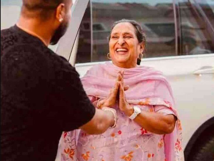 पंजाबी सूफी सिंगर की मांग सलमा प्रवीण।