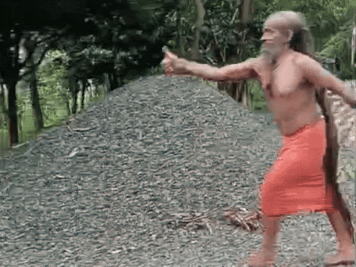 Baba created a ruckus in the ashram in Narsinghpur.