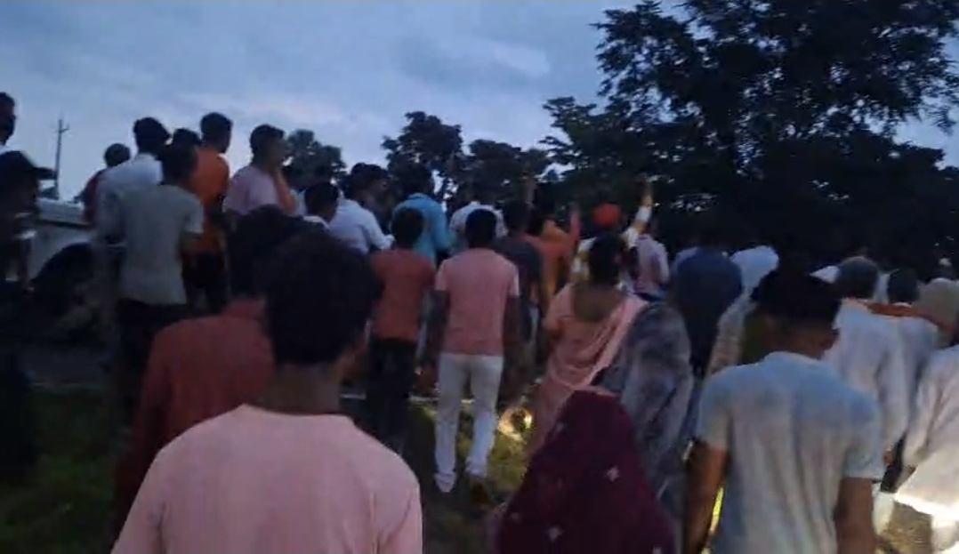 राजद समर्थकों ने कांग्रेस प्रदेश अध्यक्ष के खिलाफ की नारेबाजी:  औरंगाबाद का वीडियो सोशल मीडिया पर वायरल, राजेश कुमार गो बैक के नारे लगे – Aurangabad (Bihar) News