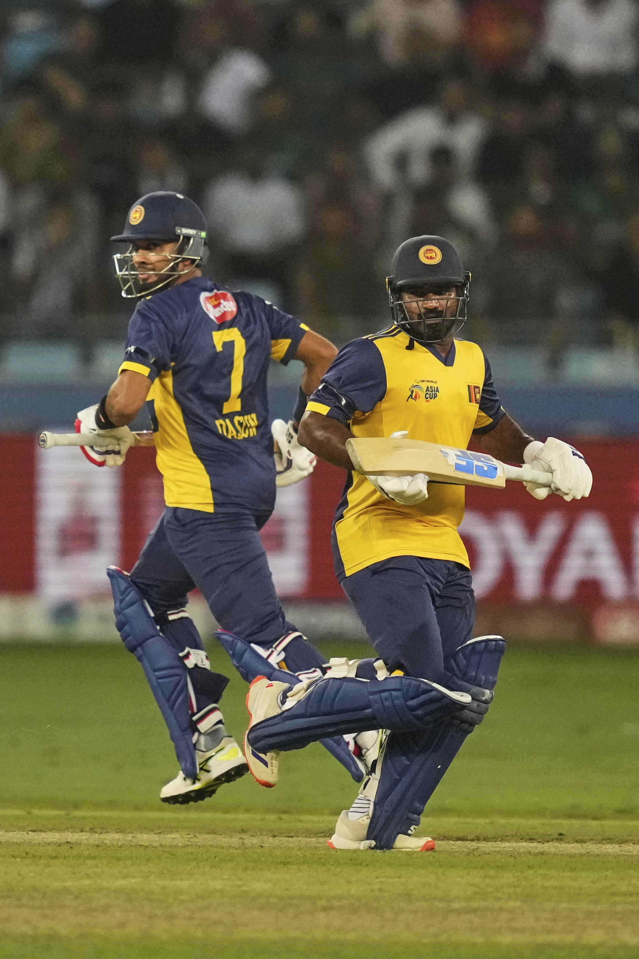 Asia Cup 2025 Final Photos: टीम इंडिया का बिना ट्रॉफी जीत सेलिब्रेट, बुमराह का रऊफ को प्लेन क्रैश रिप्लाई, यहां देखिए पूरे एशिया कप का रोमांच