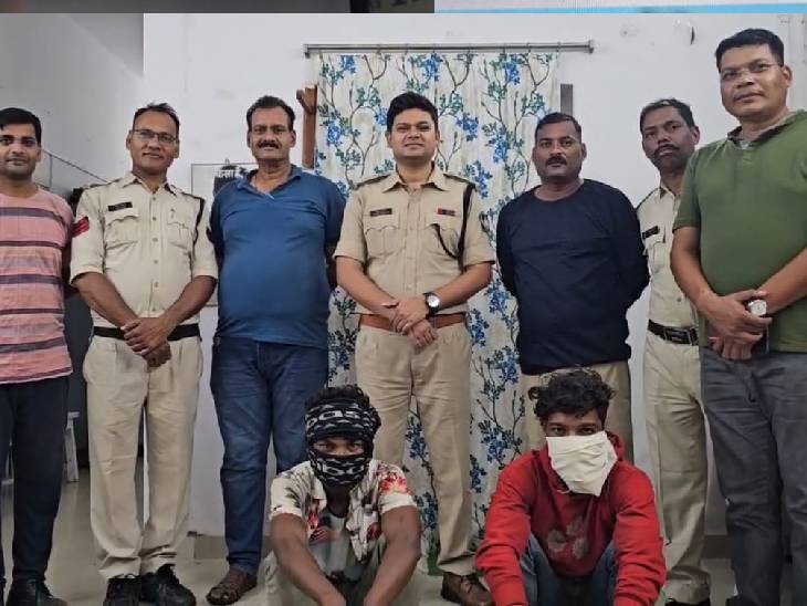 जबलपुर सिवनी पुलिस ने संयुक्त रूप से कार्रवाई करते हुए अपहरणकर्ताओं को पकड़ा।