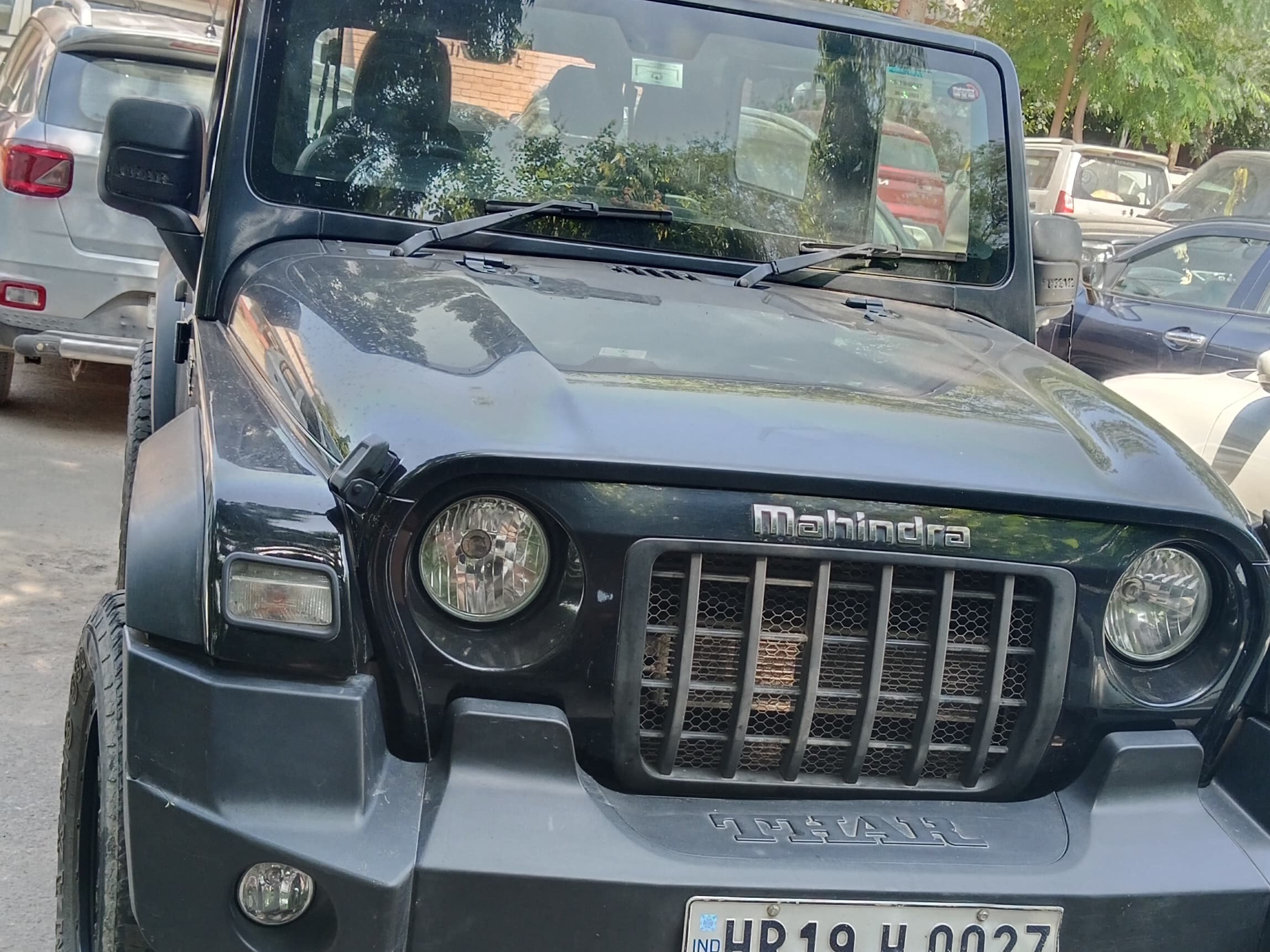 थार गाड़ी का फोटो जिससे टक्कर के बाद मौत हुई थी।