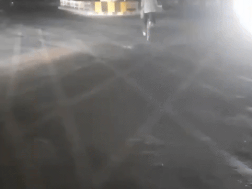 शहर का बीएमसी चौक जहां पर ई चालान के ट्रायल से पहले जेब्रा लाइन खींची गई हैं।