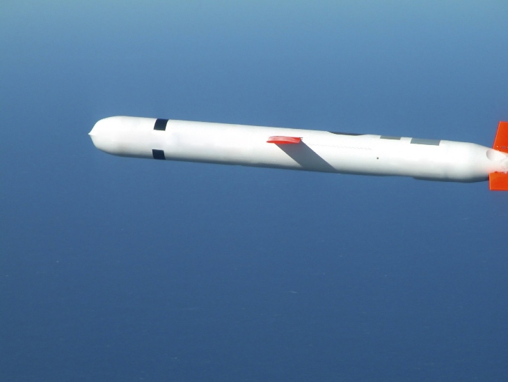 Tomahawk missiles hit targets at subsonic speed of 880 km/hour. They can carry weight up to 1,600 kilograms.