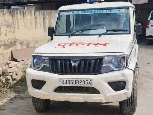 सूचना पर पुलिस पहुंची और मामला दर्ज कर जांच शुरू की।