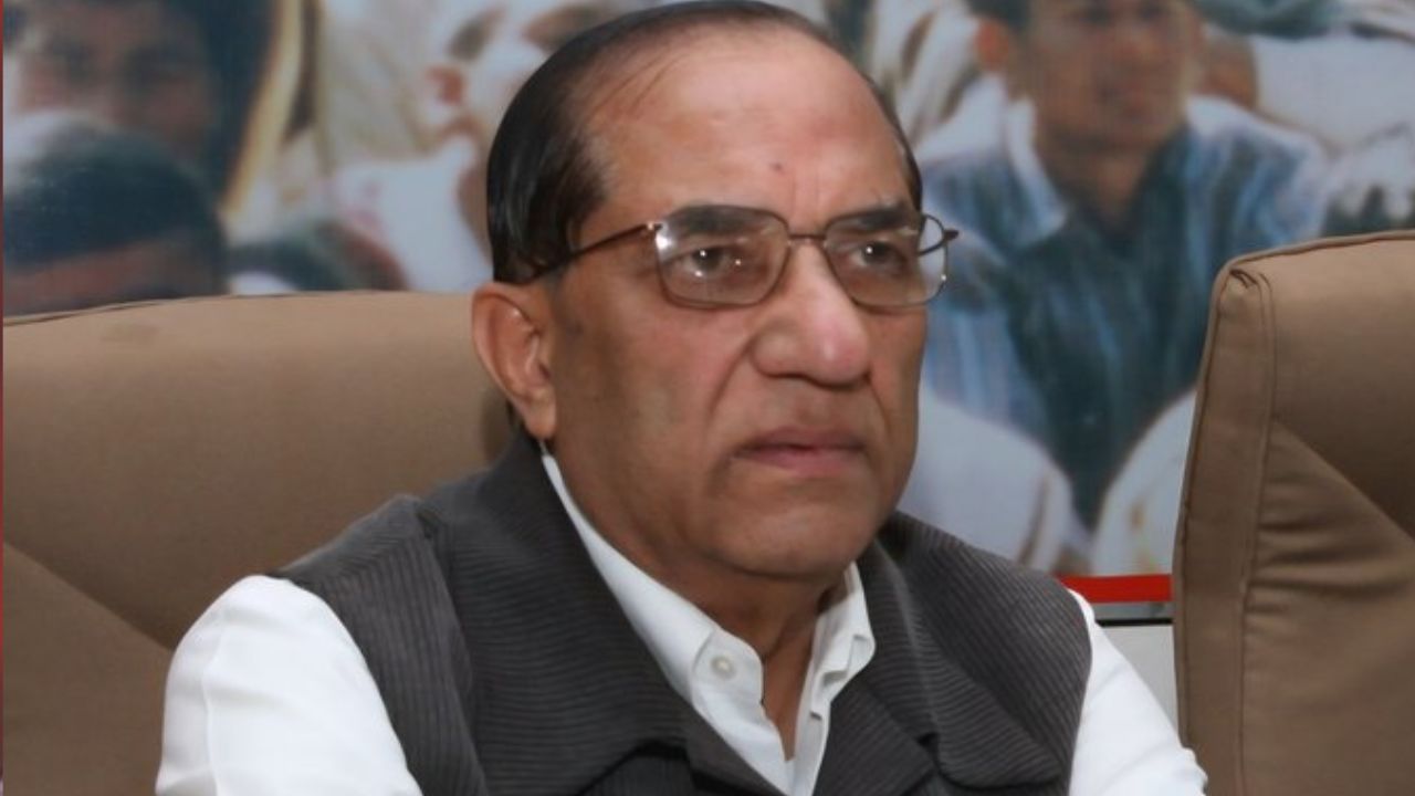 Vijay Kumar Malhotra was the first state president of Delhi in 1980.