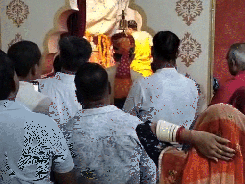 माता आशापुरा के प्राकट्योत्सव पर काफी संख्या में श्रद्धालु पहुंचे