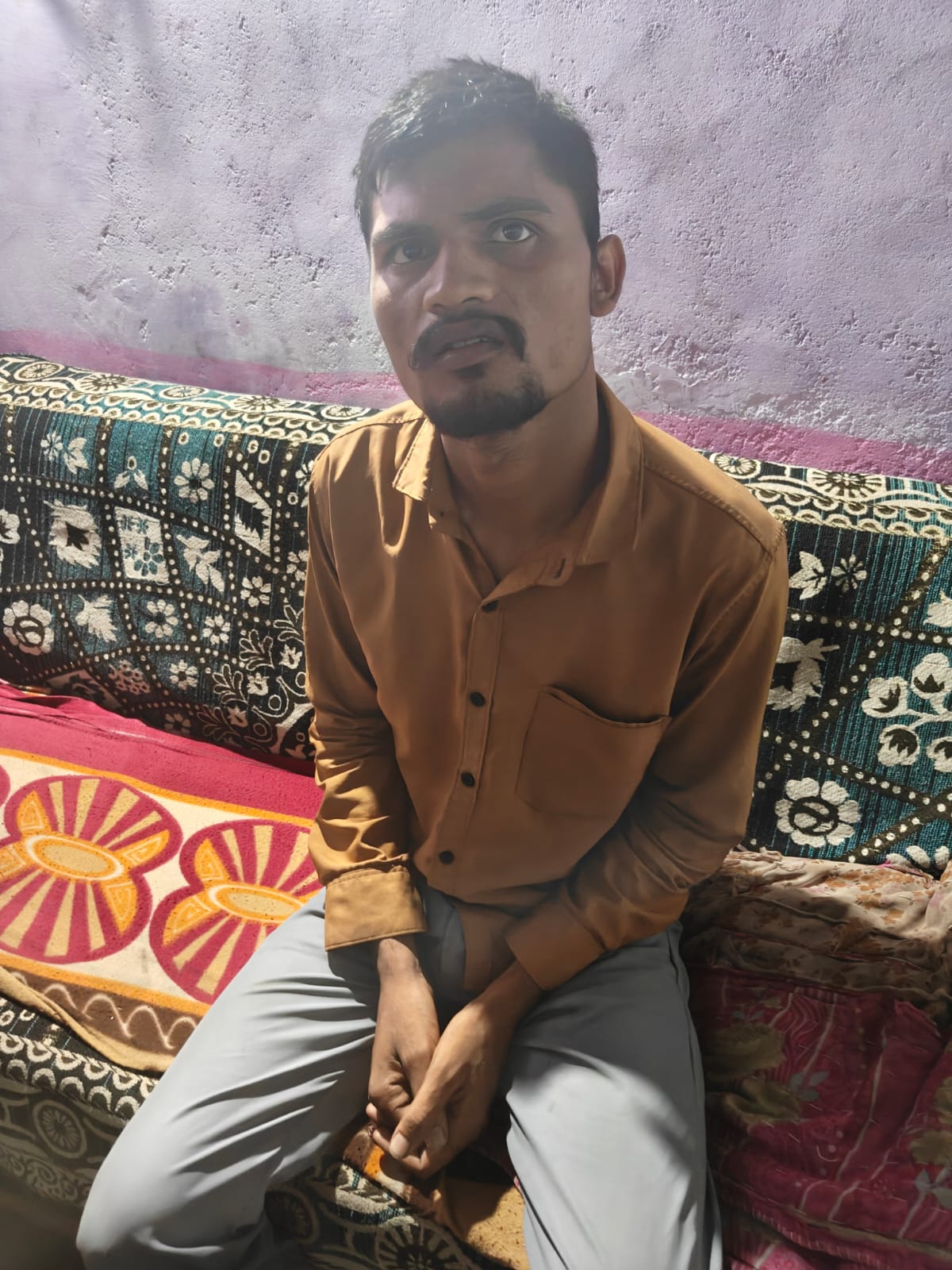 पुलिस ने आरोपी युवक को गिरफ्तार कर लिया है।