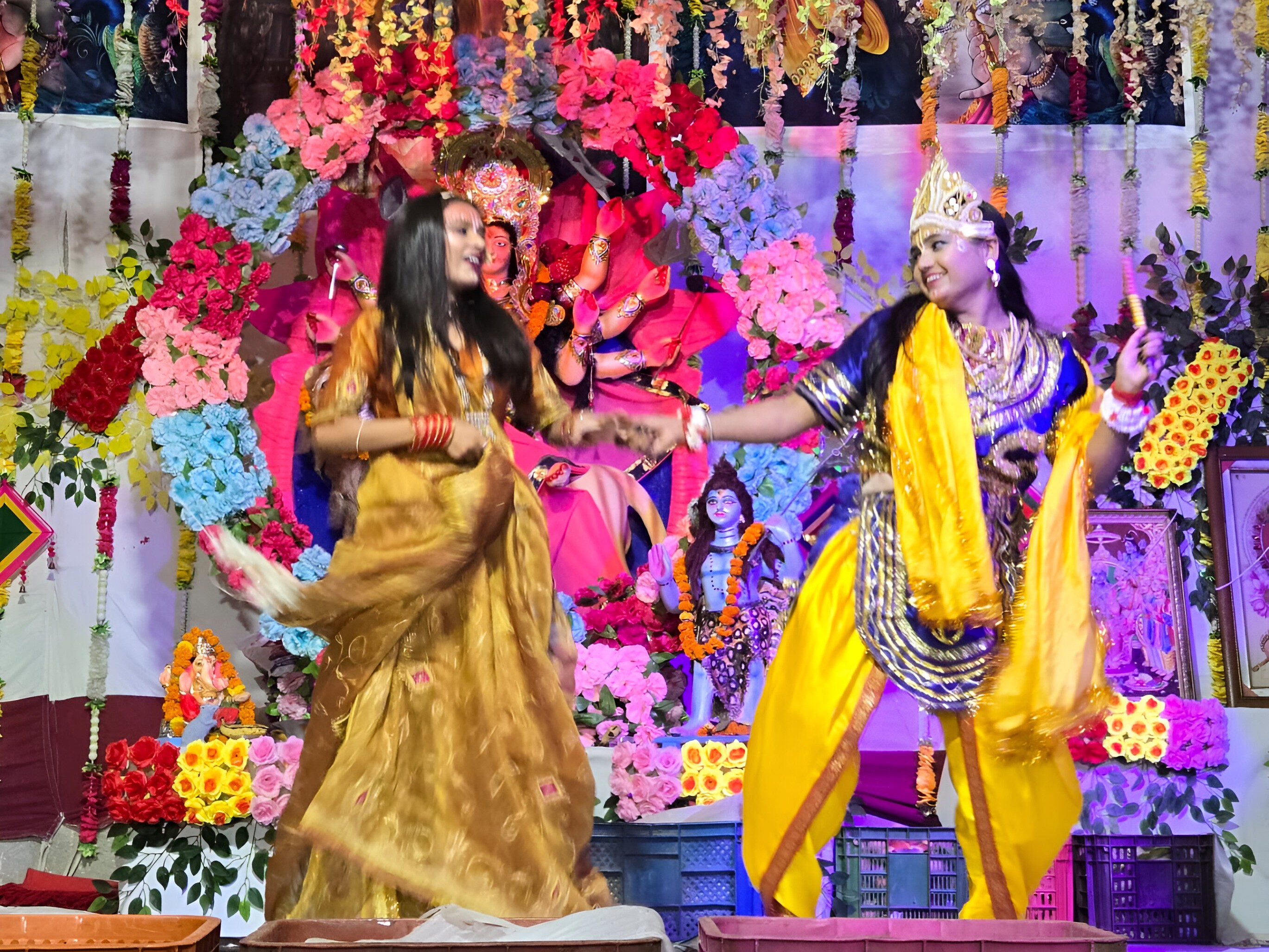 Description of the story of Krishna-Rukmini marriage in Durga Puja ...