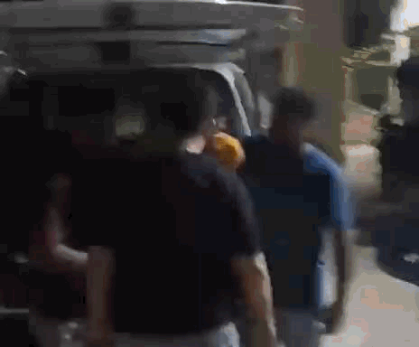 हालत बिगड़ी तो रात को अस्पताल लेकर पहुंचे
