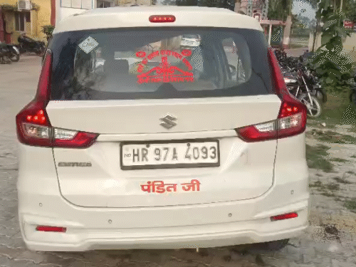 The car riders were going to Haridwar with this car. The back of the car is completely safe.