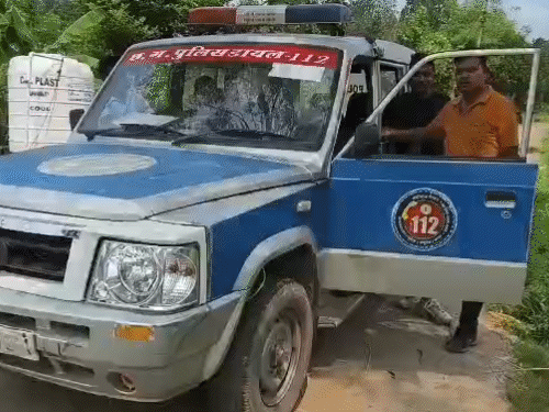 मामले की जानकारी मिलते के बाद डायल-112 की टीम भी मौके पर पहुंची।