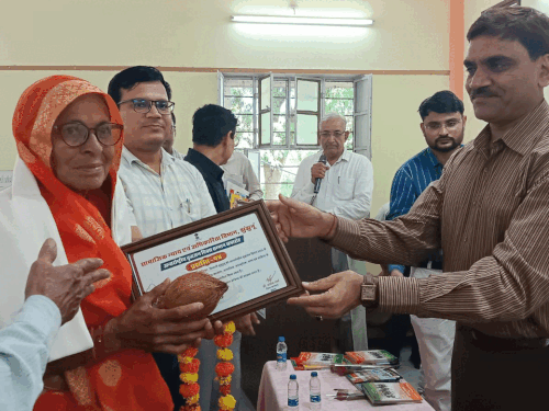 सीनियर सिटीजन को मिले फायदा: झुंझुनूं में अंतरराष्ट्रीय वृद्ध कल्याण दिवस पर कार्यक्रम
