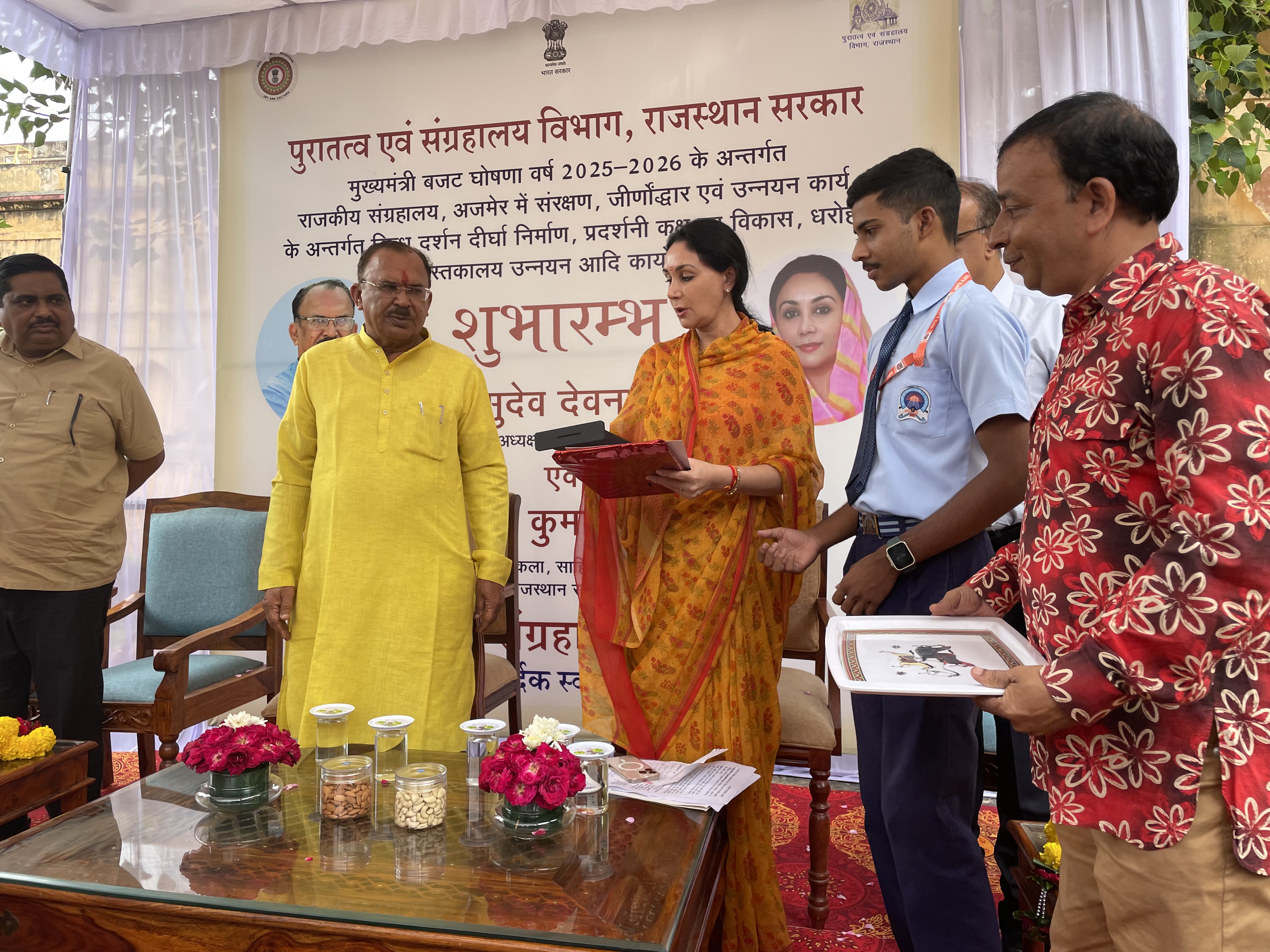 दीया कुमारी ने कहा- संग्रहालय केवल प्राचीन वस्तुओं का संग्रह नहीं, बल्कि हमारी सभ्यता, परंपरा और इतिहास को भविष्य की पीढ़ियों तक पहुंचाने का महत्वपूर्ण मध्य होते हैं।