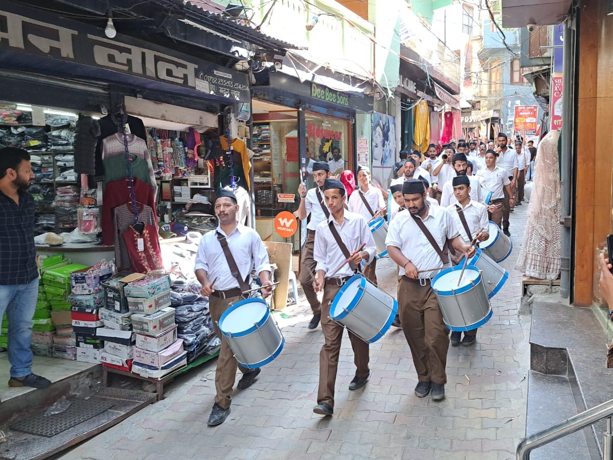 शिमला के रामपुर में RSS शताब्दी समारोह:  स्वयंसेवकों ने किया अनुशासित पथ संचलन, अनुशासन को बढ़ावा देना उद्देश्य – Rampur (Shimla) News