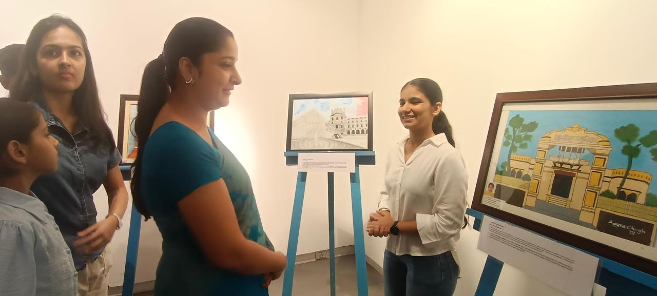 पर्यटन आयुक्त रुक्मणि रियाड़ ने कहा कि हमें ऐसी पहल लगातार करनी होगी, जिससे बच्चों में इतिहास के प्रति रुचि जगे।
