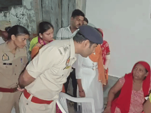 महिला की मौत की जानकारी पर सीओ सिविल लाइन भी मौके पर पहुंचे