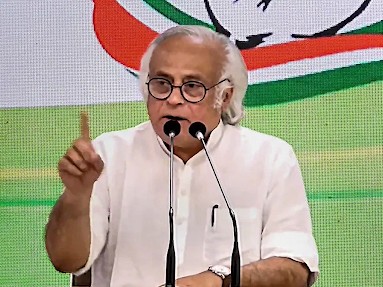 कांग्रेस प्रवक्ता जयराम रमेश ने शनिवार को सोशल मीडिया प्लेटफॉर्म X पर मोदी सरकार को घेरा है। - Dainik Bhaskar