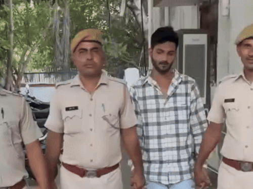 फिल्मों और मॉडलिंग में काम दिलाने के नाम पर 36 से ज्यादा लड़कियों से ठगी की