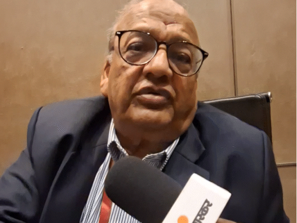 USA से आए कार्डियोलॉजिस्ट प्रो. डॉ. प्रकाश डिडवानिया।