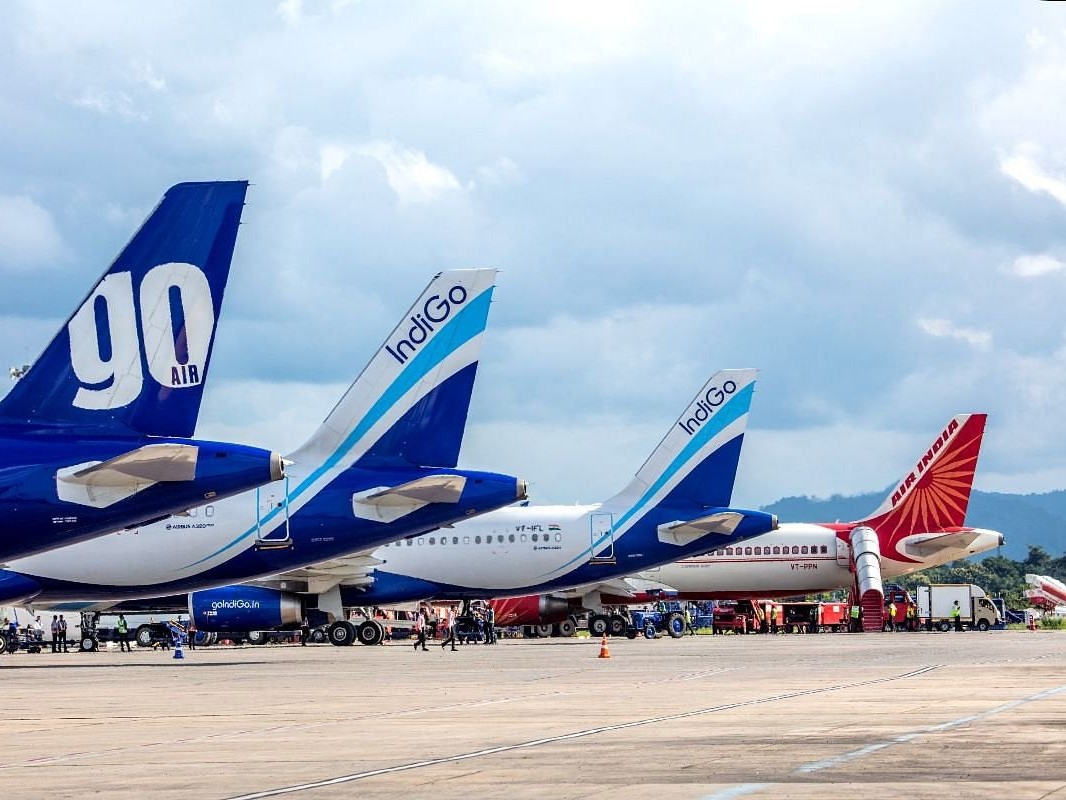 DGCA, मिनिस्ट्री ऑफ सिविल एविएशन के कहने पर हाई डिमांड वाले रूट्स पर नजर रखेगा। - Dainik Bhaskar