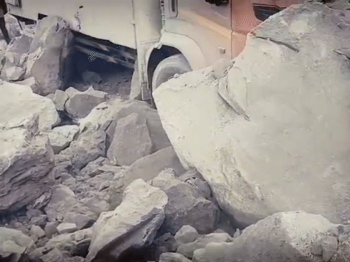 चिरमिरी कोयला खदान में ब्लास्ट के बाद आठ मजदूर घायल - Dainik Bhaskar